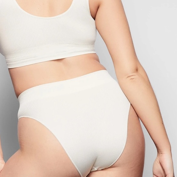 Skims STRETCH RIB BRIE - Picture 3 of 6